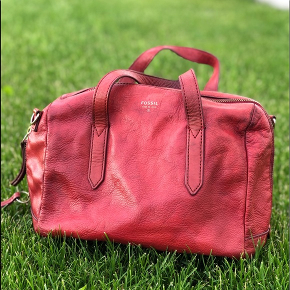 Fossil Handbags - Vintage Fossil leather purse